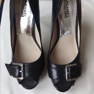 Michael Kors Black Leather Open Toe Heels w/Silver